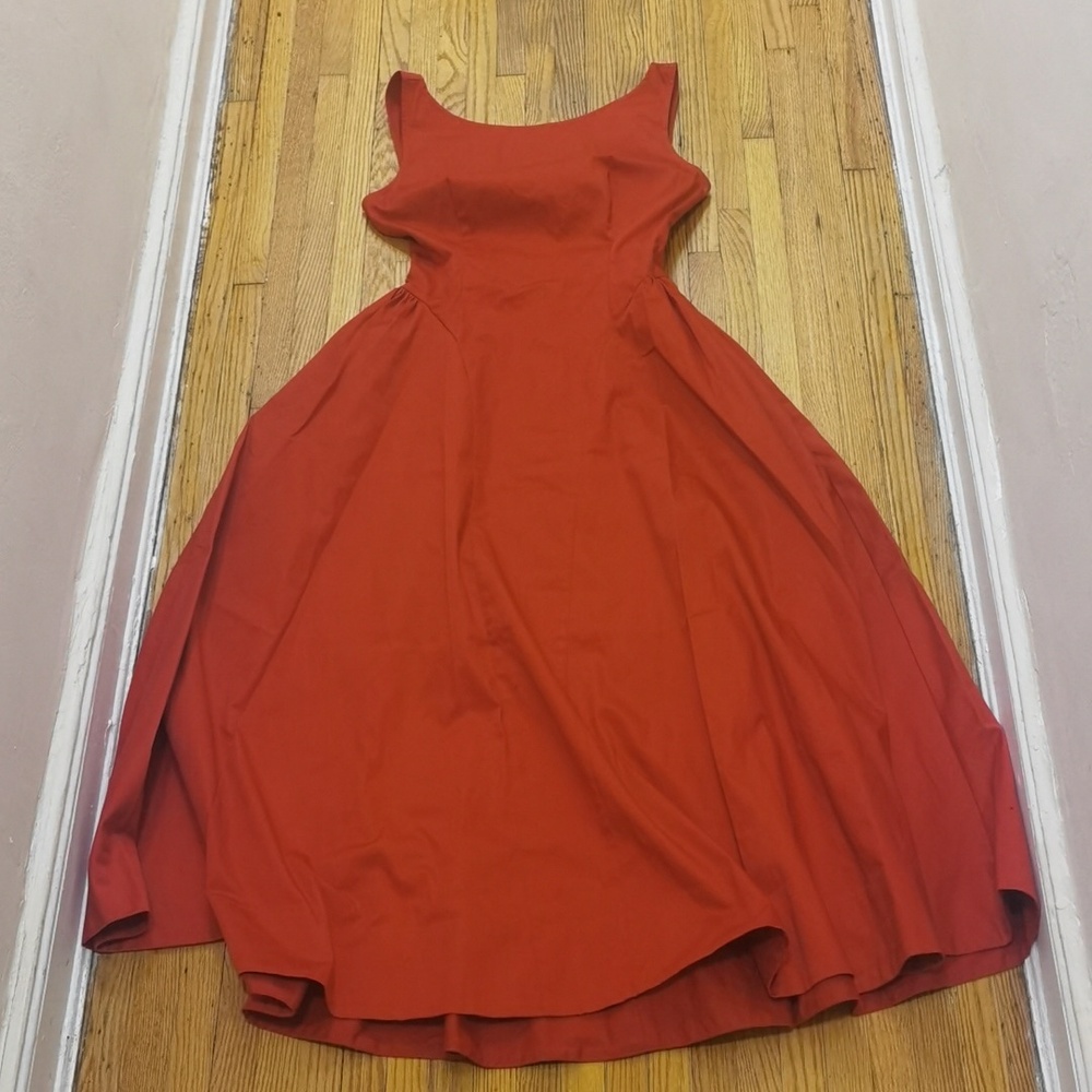 Sleeveless Red Midi Dress - Picture 4 of 8